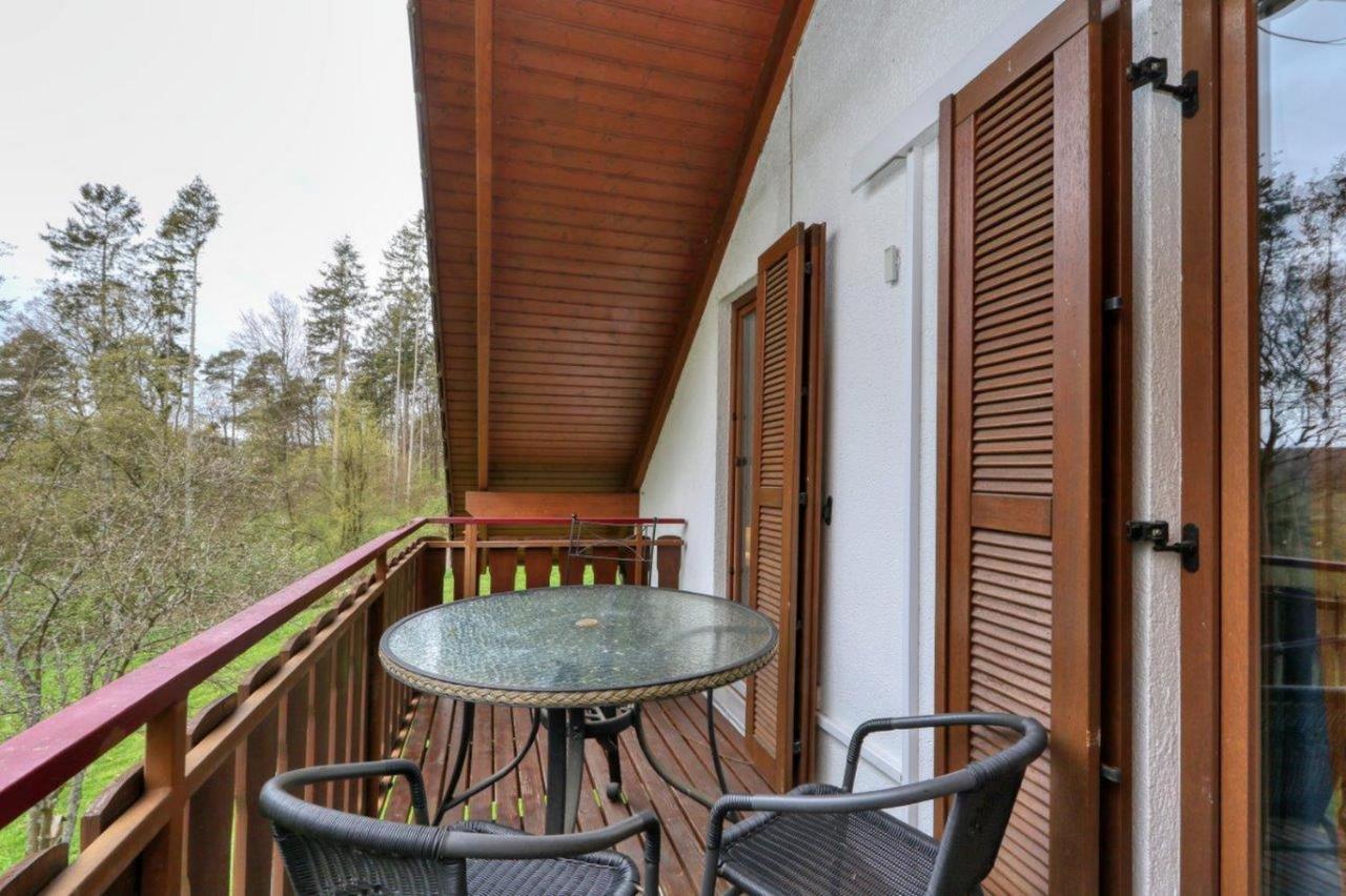 Seepark Kirchheim Ferienhaus Bei Zeta Mit Sauna Eksteriør bilde