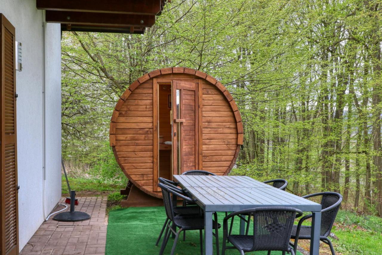 Seepark Kirchheim Ferienhaus Bei Zeta Mit Sauna Eksteriør bilde